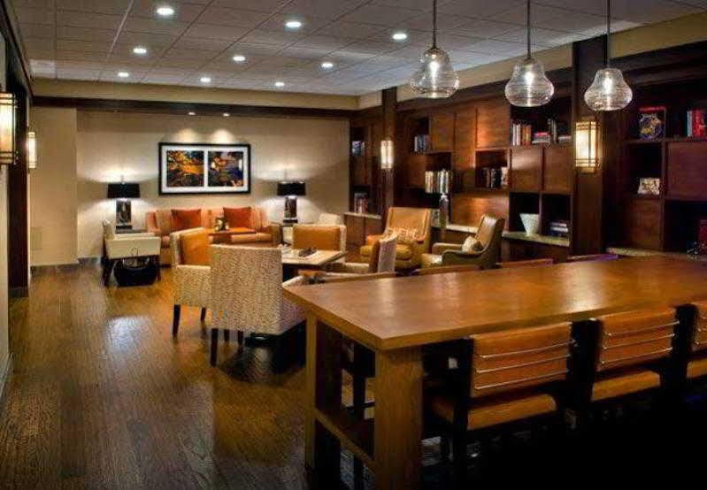 Trumbull Marriott Shelton Экстерьер фото